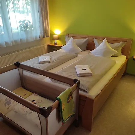 Neubert Im Taubertal Lägenhet